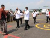 Gubernur Jateng Sambut Pendaratan Pertama Pesawat ATR di Purbalingga