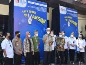 Tokopedia dan HIPPINDO Hadirkan Vaksinasi Gratis Khusus UMKM Semarang