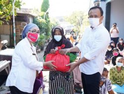 RSUD KRMT Wongsonegoro Bagi 650 Paket Sembako Warga Terdampak Covid-19