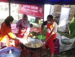 Mbak Ita Dirikan Dapur Umum & Bagikan 500 Box Makanan untuk Warga Isoman