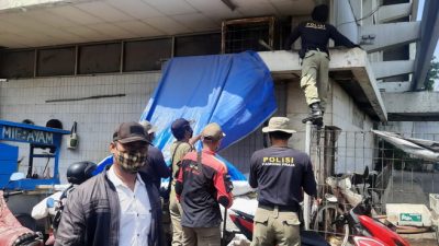 Puluhan Lapak Liar di Kawasan Johar Semarang Dibongkar Satpol PP