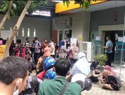 Warga di Blora Rela Antri Tes Narkoba untuk Persyaratan Seleksi Perangkat Desa