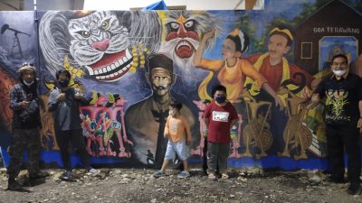 Pemural Asal Rembang Raih Juara Terfavorit Pilihan Bupati Blora