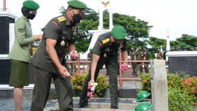 Peringati Hari Juang TNI-AD Ke-76 Dengan Ziarah Taman Makam Pahlawan 