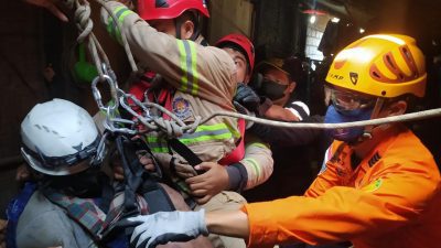 Jatuh ke Sumur, Sugiono Berhasil Dievakuasi dengan Selamat Tim Basarnas