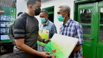 Danrem 074/Wrt Serahkan Hasil Renovasi RTLH Dan MCK Umum Untuk Warga Kota Surakarta