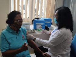 Takut KIPI Akibat Vaksin Jadi Kendala Vaksinasi Booster di Semarang