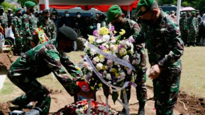 Gugur Saat Bertugas, Kasad Pimpin Pemakaman Sertu Anumerta M Rizal