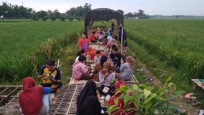 Wow! Pasar Tiban ‘Pinggir Sawah’ di Blora Omset Per Minggunya Capai Jutaan Rupiah