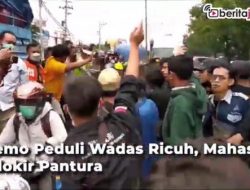 Demo Kasus Wadas, Mahasiswa Blokir Jalan Pantura