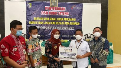 Bank Jateng Salurkan CSR Rp 300 Juta untuk Rehab RTLH di Demak