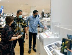 UMKM Kota Semarang Kini Hadir di Uniqlo