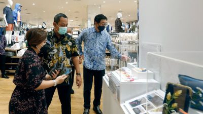 UMKM Kota Semarang Kini Hadir di Uniqlo