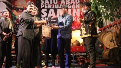 Walikota Sawahlunto Hadiri Peringatan Satu Abad Perjuangan Samin Surosentiko