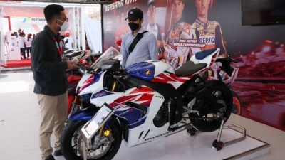 Totalitas DNA Balap Warnai Booth Honda di GP Mandalika
