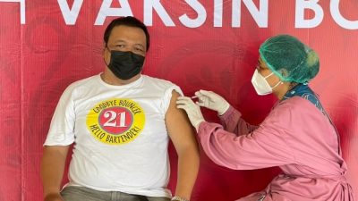 OJK Dorong Percepatan Vaksinasi, Gelar Vaksinasi Booster Pegawai dan Nasabah