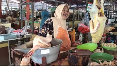 Jelang Ramadan Harga Daging Ayam di Pasar Blora Naik 20 Persen