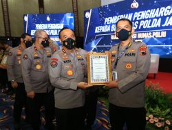 Bidhumas Polda Jateng Sabet Empat Penghargaan Dalam Rakernis Divhumas Polri