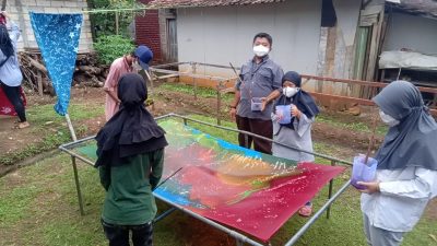 Terus Pertahankan Batik Ciprat Karya Anak Anak Disabilitas Meski Diprotes Keluarga