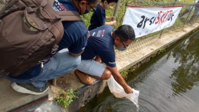 Sketsa Bareng Komunitas ArsiSKETur dan Tebar Benih Ikan