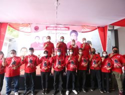 Puan Maharani Gelontor Belasan Ribu Karung Beras untuk Warga Semarang