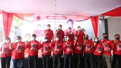 Puan Maharani Gelontor Belasan Ribu Karung Beras untuk Warga Semarang