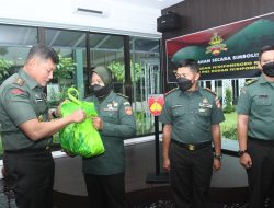 Jelang Lebaran Kodam IV Diponegoro Berbagi Bingkisan 