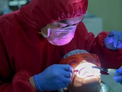 Pastikan Rutin Periksa ke Dokter Gigi, Jangan Anggap Sepele Masalah Gigi