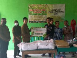 Perhutani Serahkan Bantuan TJSL untuk Kelompok 3 Perdifa Blora Rp 20.500.000