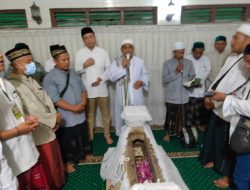 Ziarah Syawalan Semarang Kunjungi Makam Para Ulama dan Kasepuhan