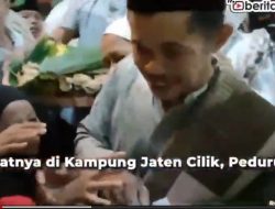 [Video] Tradisi Unik Syawalan di Semarang, Bagi-bagi Ketupat Jembut