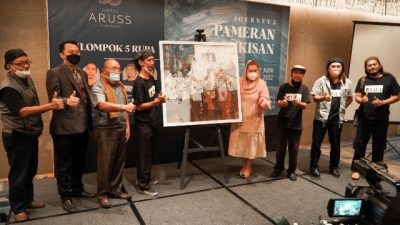 Pameran Lukisan Kelompok 5 Rupa ‘Journey 2’ Rangkaian Grand Opening Hotel Aruss Semarang