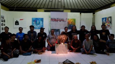 Kolaborasi WALHI dan Dekase Lukis Bareng dan Gelar Pameran Bertajuk ‘Krisis’