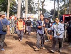 Aksi Penyelamatan Lereng Gunung Prau oleh Lintas Komunitas di Batang