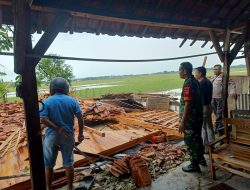 Hujan Lebat Disertai Angin Kencang Sebabkan 1 Rumah di Blora Roboh