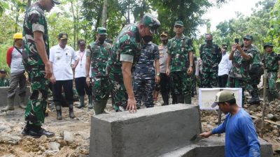 Pangdam IV/Diponegoro Tinjau TMMD Reguler ke-113 Kodim 0711/Pemalang