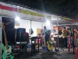 Angkringan Raden Bagus Kota Lama Semarang Berkonsep Plataran Terbuka dengan Live Akustik