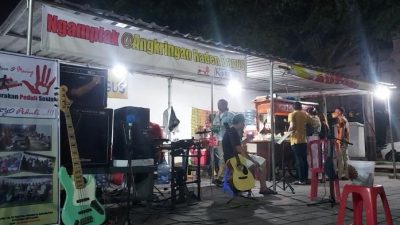 Angkringan Raden Bagus Kota Lama Semarang Berkonsep Plataran Terbuka dengan Live Akustik