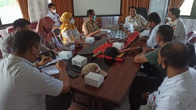 Satpol PP Kota Semarang Sosialisasikan Pembongkaran Lapak Liar Kariadi