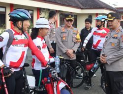 Pesepeda Asal Randublatung Blora Pamit Kapolres untuk Menjelajah Nusantara