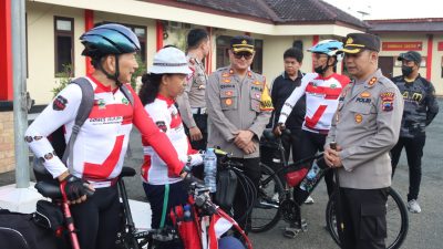 Pesepeda Asal Randublatung Blora Pamit Kapolres untuk Menjelajah Nusantara