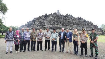 Presiden Republik Federal Jerman Kunjungi Borobudur