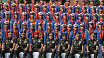 Pangdam IV/Diponegoro Hadiri Wisuda Sarjana Taruna/Taruni Tingkat IV Akademi Militer TA. 2021/2022
