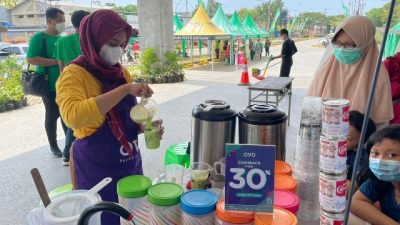 Pasar Rakyat Grab OVO Bersama Mitra10 Dukung UMKM di Semarang