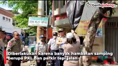 [Video] Jalan Wahid Hasyim Semarang Satu Arah Mulai 16 Juni