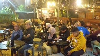 Tepian Kopi Taman Kasmaran, Tempat Nongkrong Estetik di Semarang