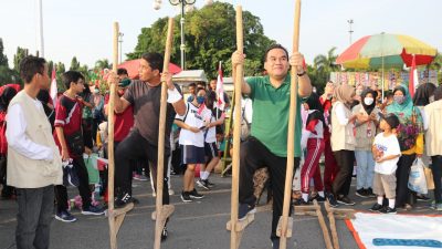 Anak-anak Blora Diajak Mengenal Permainan Tradisional