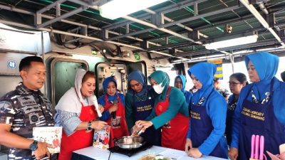 Kolaborasi Danlanal Semarang – Mbak Ita Demo Masak Menu Cegah Stunting di Atas Kapal Perang