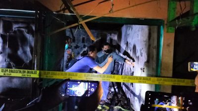 Ditinggal Pergi Saat Memanasi Sayur, Dua Kios di Blora Terbakar