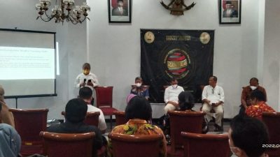 Relawan Jateng Diskusi Menuju Indonesia Emas 2045
